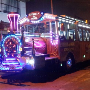 tren-de-la-alegria-para-eventos-iluminado-leds Tren de la alegria para paseos y eventos iluminado leds